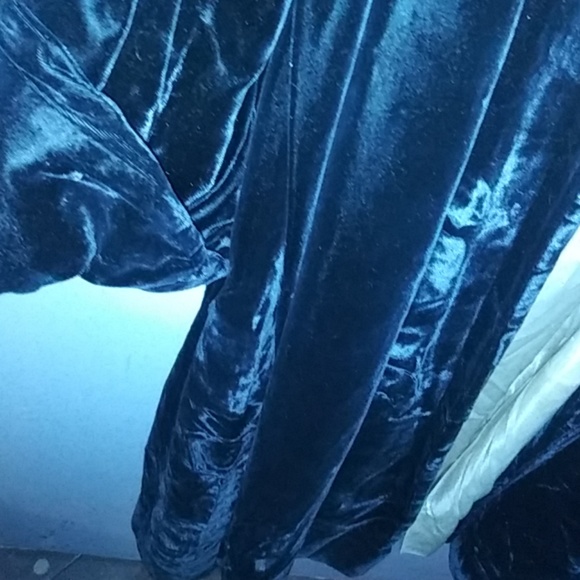 A black long faux fur looking jacket that hits th - Picture 3 of 4